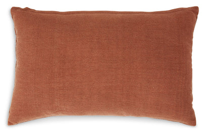 Dovinton Pillows - Tampa Furniture Outlet