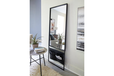 Floxville Mirror - Tampa Furniture Outlet