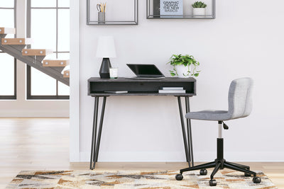 Strumford Office Desk - Tampa Furniture Outlet