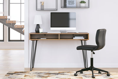 Strumford Office Desk - Tampa Furniture Outlet
