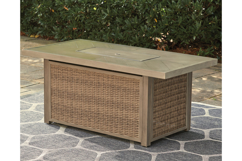 Beachcroft Outdoor - Tampa Furniture Outlet