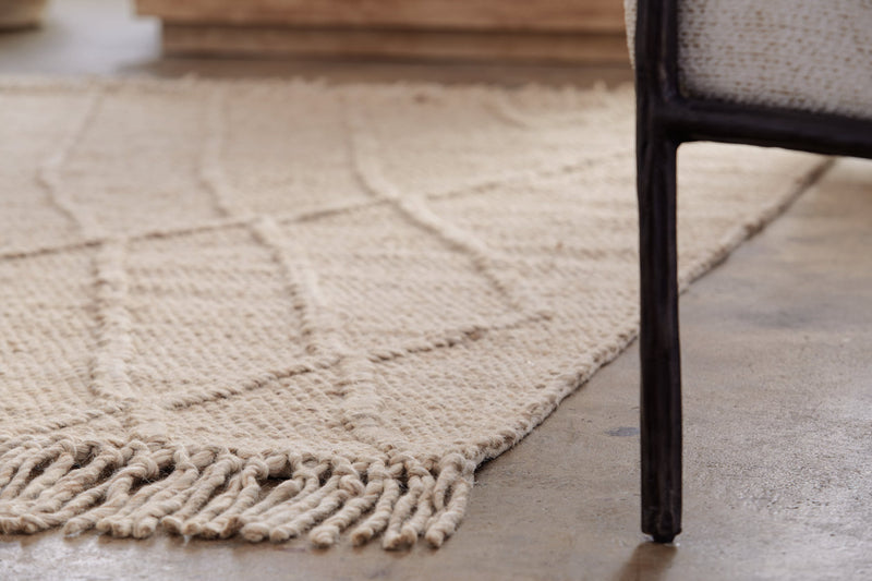 Averhall Rug - Tampa Furniture Outlet