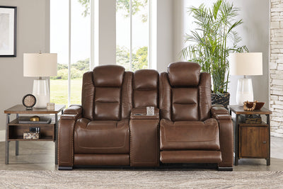 The man-den Living Room - Tampa Furniture Outlet
