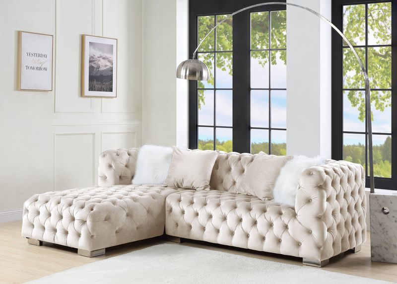 Syxtyx Living Room - Tampa Furniture Outlet